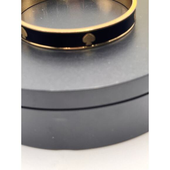 Kate Spade New York Black Enamel Gold Plated Ace Of Spade Bangle Bracelet - Picture 5 of 8